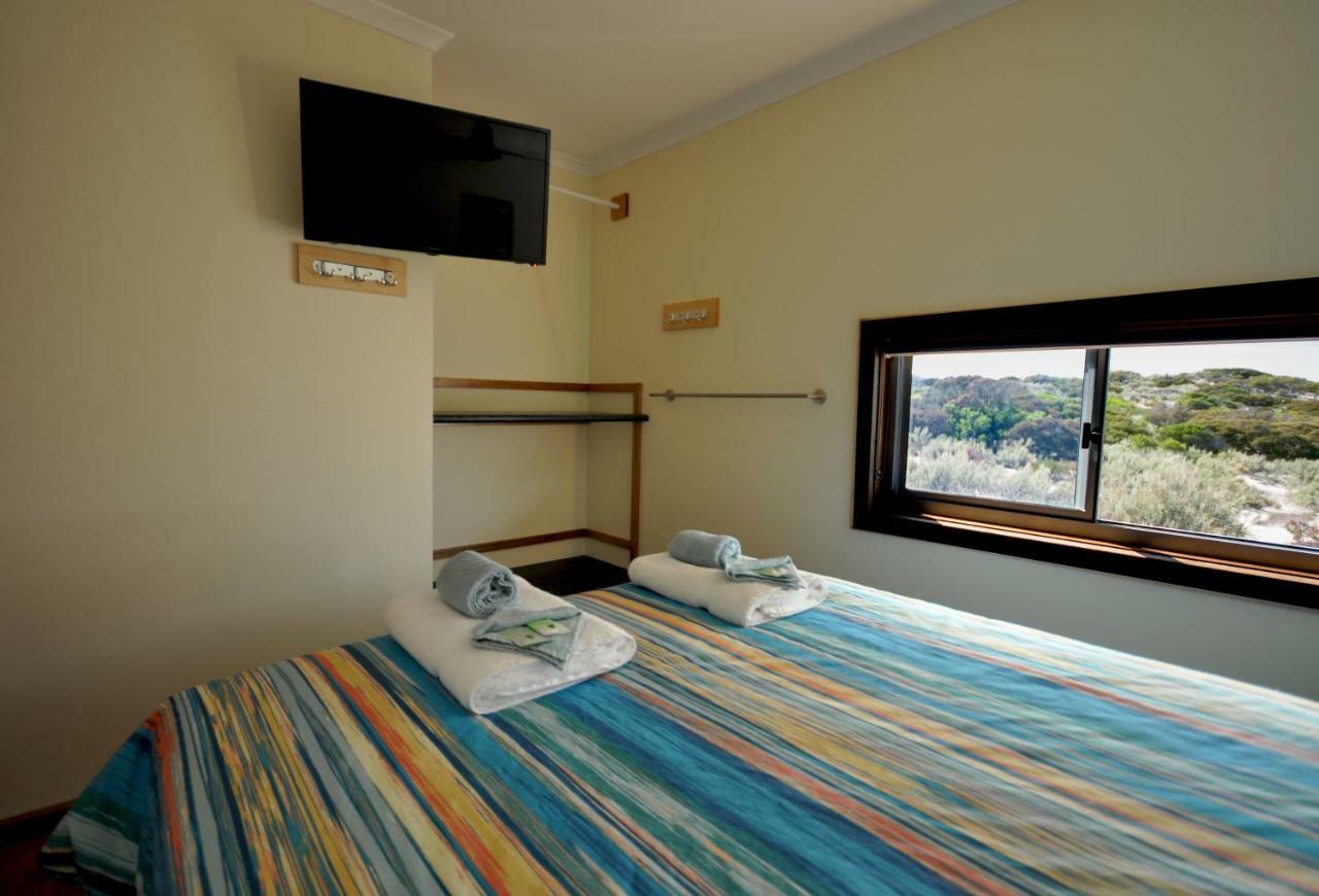Ceduna Shelly Beach Caravan Park Bagian luar foto